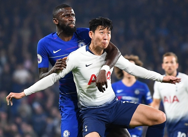 どこがレッドなんだよ！」トッテナムのドキュメントでの韓国代表FWソン