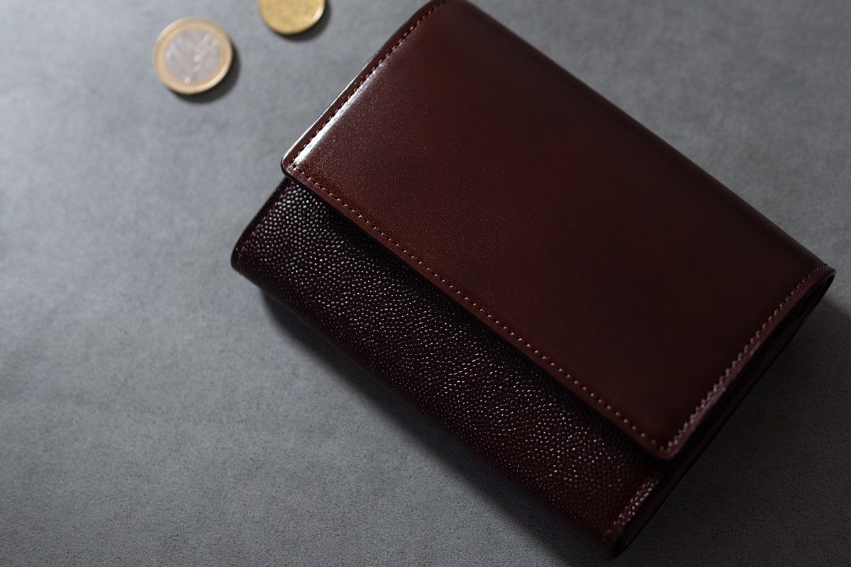 多彩に輝くオイルコードバン財布｜newファセット誕生 | ソメスサドル