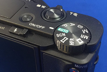 SONY 世界最速の高速AFと高速連写で一瞬を鮮鋭に捉える Cyber-shot