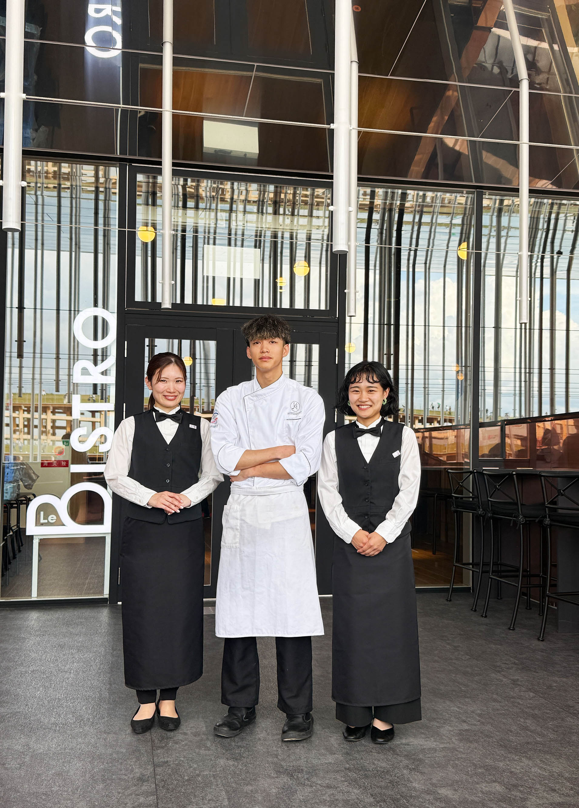 愛の讃歌”を着る。メゾンカイザーが魅せる、万博ユニフォームの美学