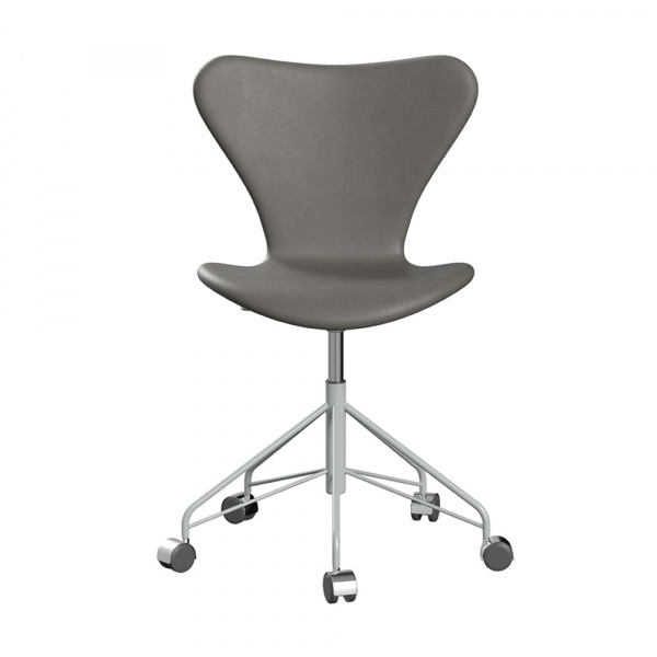 セブンチェア 3117 / フルパディングエッセンシャルレザー ブラック