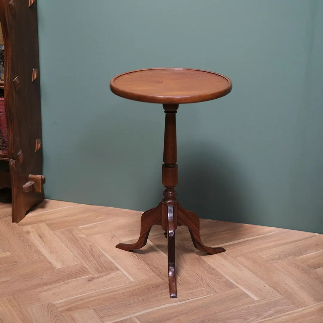 アンティークテーブルのオンライン商品 イギリスとフランスから洗練