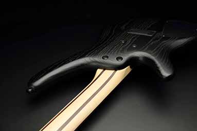 あらゆるベーシストのこだわりに応えるベース 島村楽器 × Ibanez