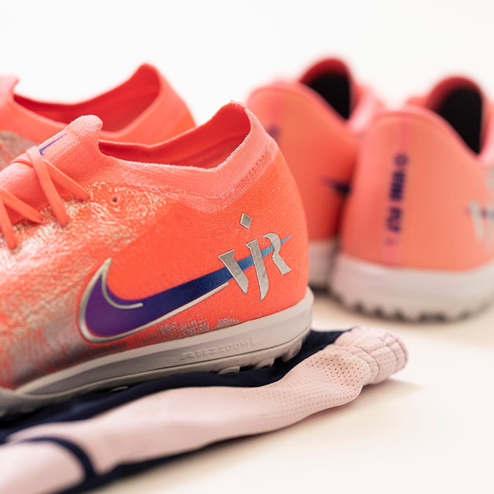 ヴィニシウス・ジュニオール選手シグネチャーモデルマーキュリアル