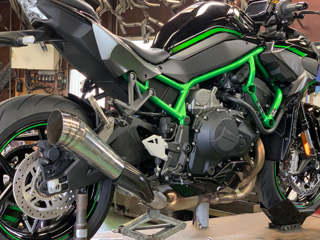 Kawasaki Z H2 (適合型式：2BL-ZRT00K / 8BL-ZRT00R) POWERBOX