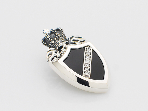 CROWN SHIELD/Justin Davis（ジャスティンデイビス） - DEFI