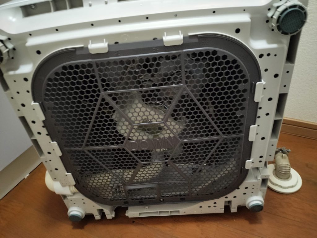 浸透力×洗浄力で、繊維の奥からまっ白！ 東芝ダブルシャワー洗浄で