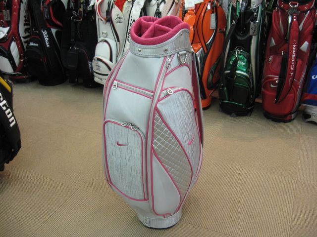 レディースキャディバッグ シルバー/ピンク 中古 ナイキ(NIKE GOLF