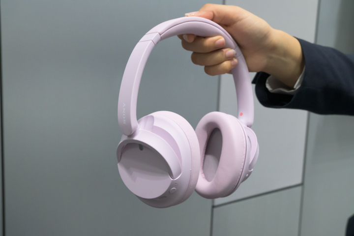 ソニー、ノイキャン対応ワイヤレスヘッドホン「WH-CH720N」に