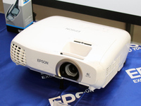 明るい100インチを手軽に実現＞エプソン新プロジェクター「EH-TW530