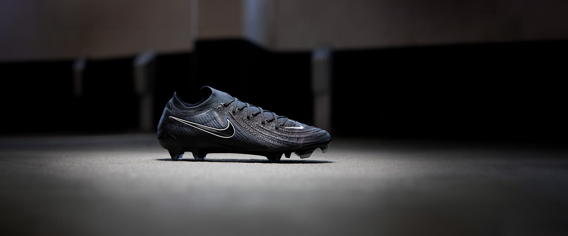 Nike Phantom GX II Elite Firm Ground - Black/Black - Adult Boots