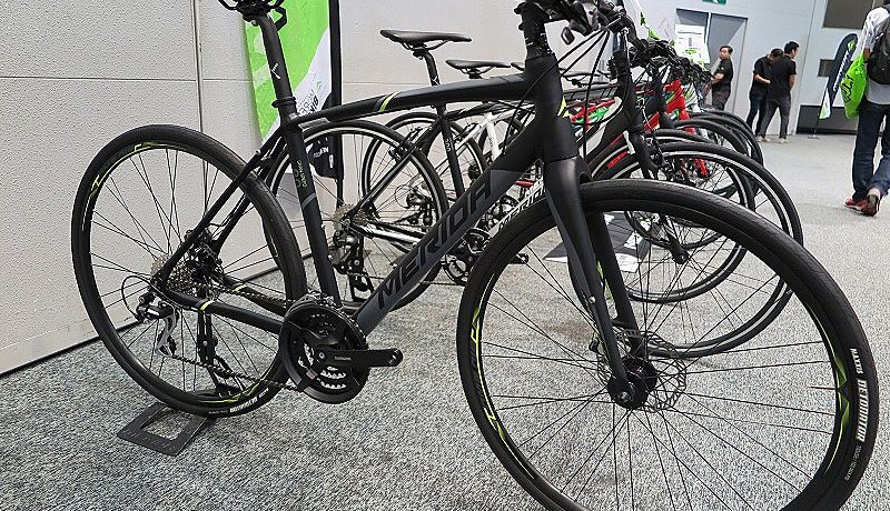 街乗りバイクは】MERIDA メリダ GRAN SPEED 80-MD【カッコいいフレーム