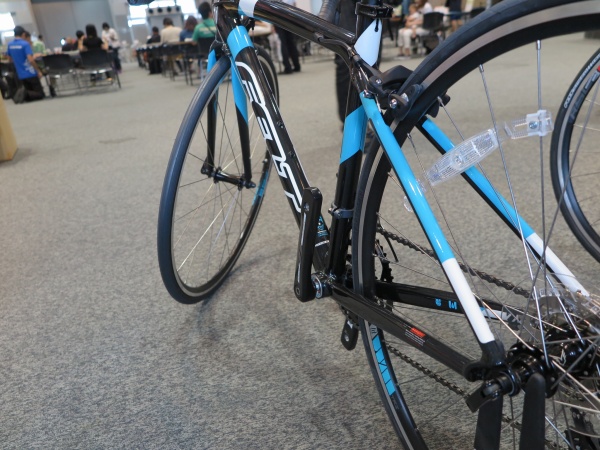 鍵プレゼント！！】FELT(フェルト) ZW100 2016年モデル [ロードバイク