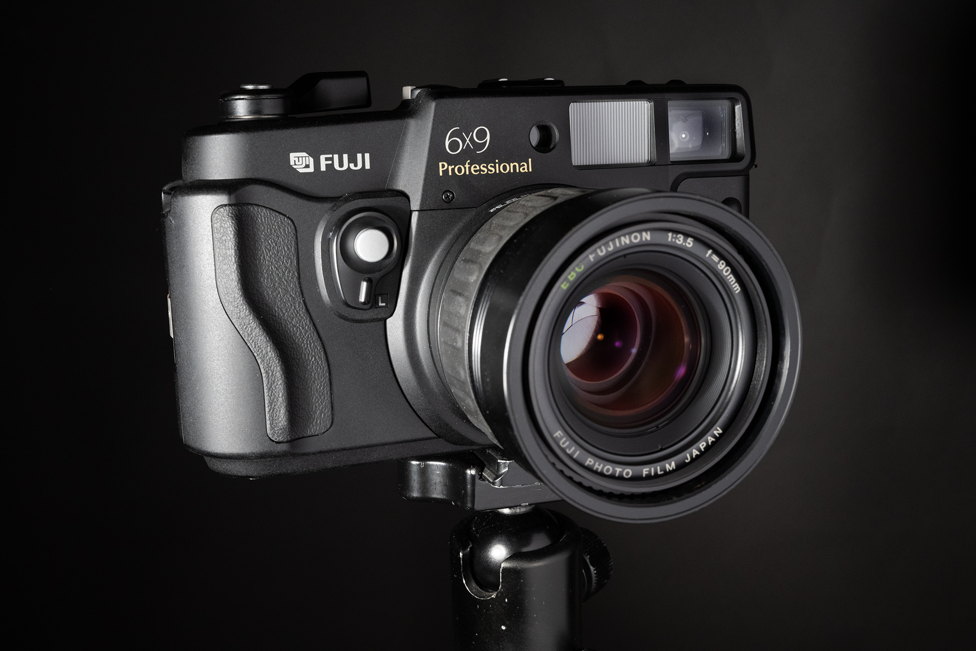 Fuji GW690 III 6×9 Medium Format Camera – Shoot Film Like a Boss