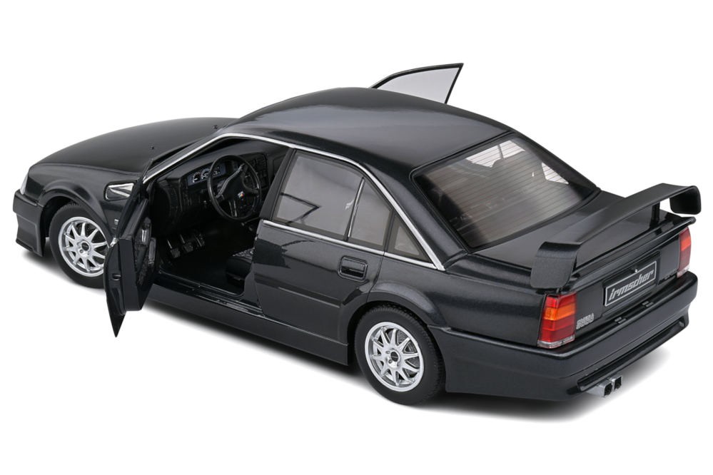 OPEL Omega Evo 500 1990 Black Metallic - Solido Scale 1:!8