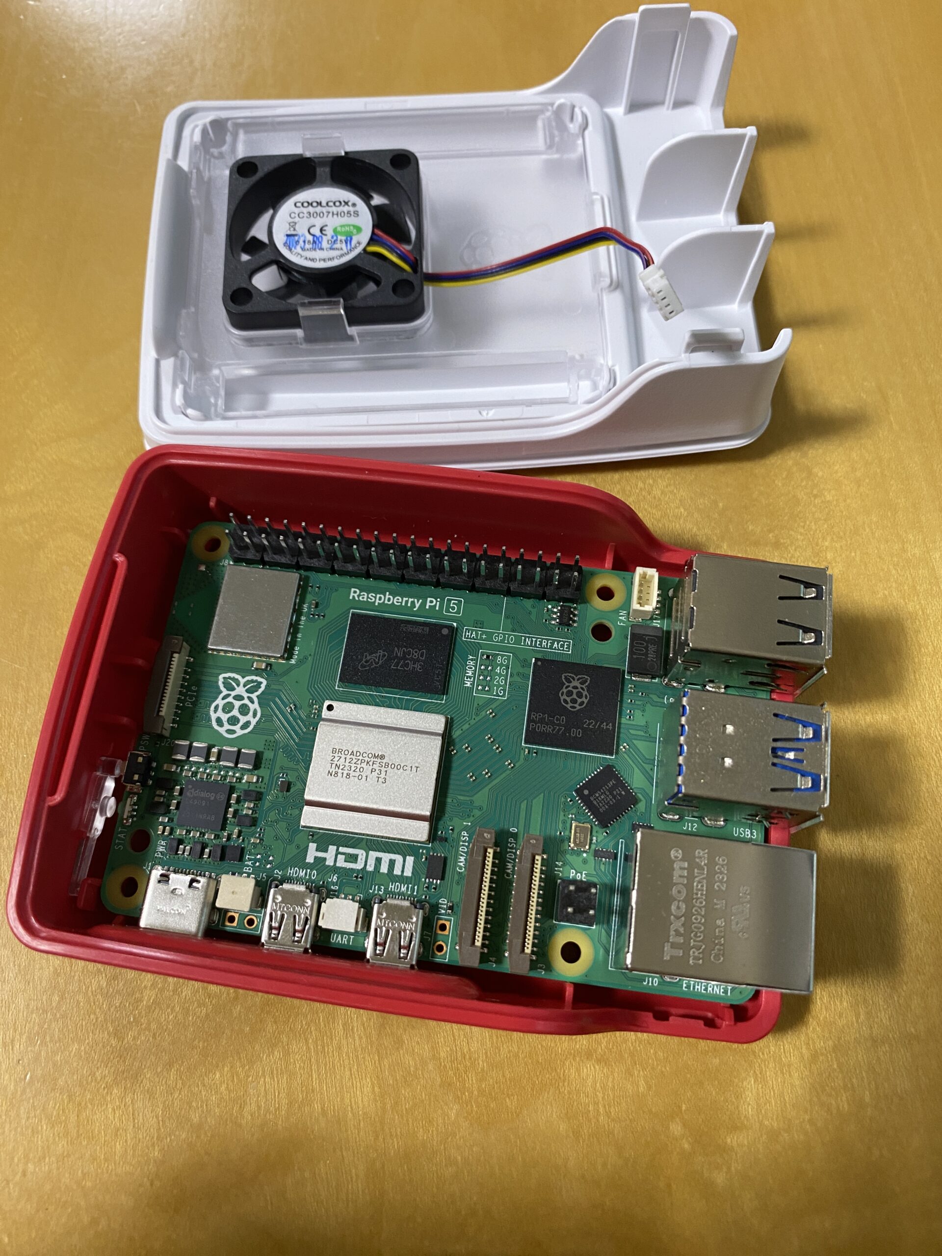 Raspberry Pi 5公式ケースが届いたのでレビュー | Japanese Raspberry