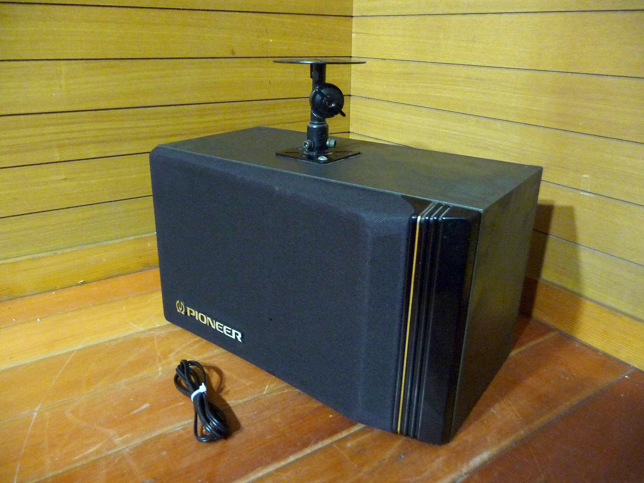 スピーカー Pioneer CS-V26-LR パイオニア カラオケ 天吊り 2ウェイ3