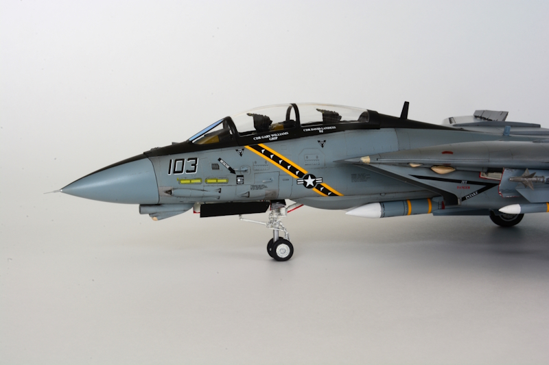 アメリカ海軍 F-14B 艦上戦闘機 (グレートウォールホビー 1/48