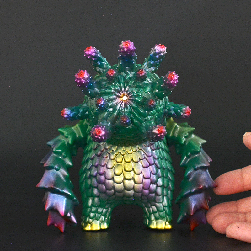 ソフビ製ユーフォルビア人 (Green × Poison purple) | 多肉植物・特別