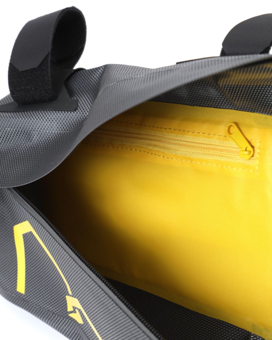 フレームバッグ 4.5L 【EXPEDITION FRAME PACK/ ミディアム】｜APIDURA