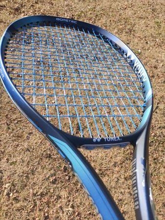 2022ヨネックス イーゾーン（EZONE）100 - テニス ガット おすすめ