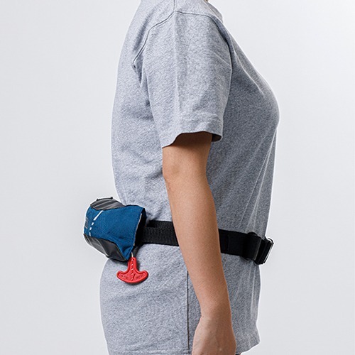 ブルーストーム 自動膨脹式ライフジャケット（水感知機能付き）BSJ