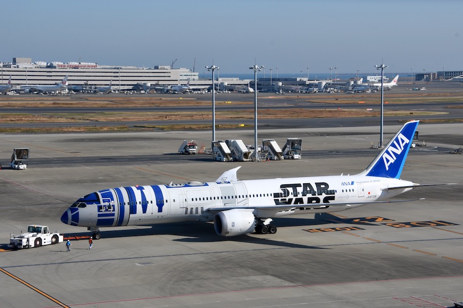 ANA、「スター・ウォーズ」特別塗装機の運航終了 「R2-D2」と「C-3PO