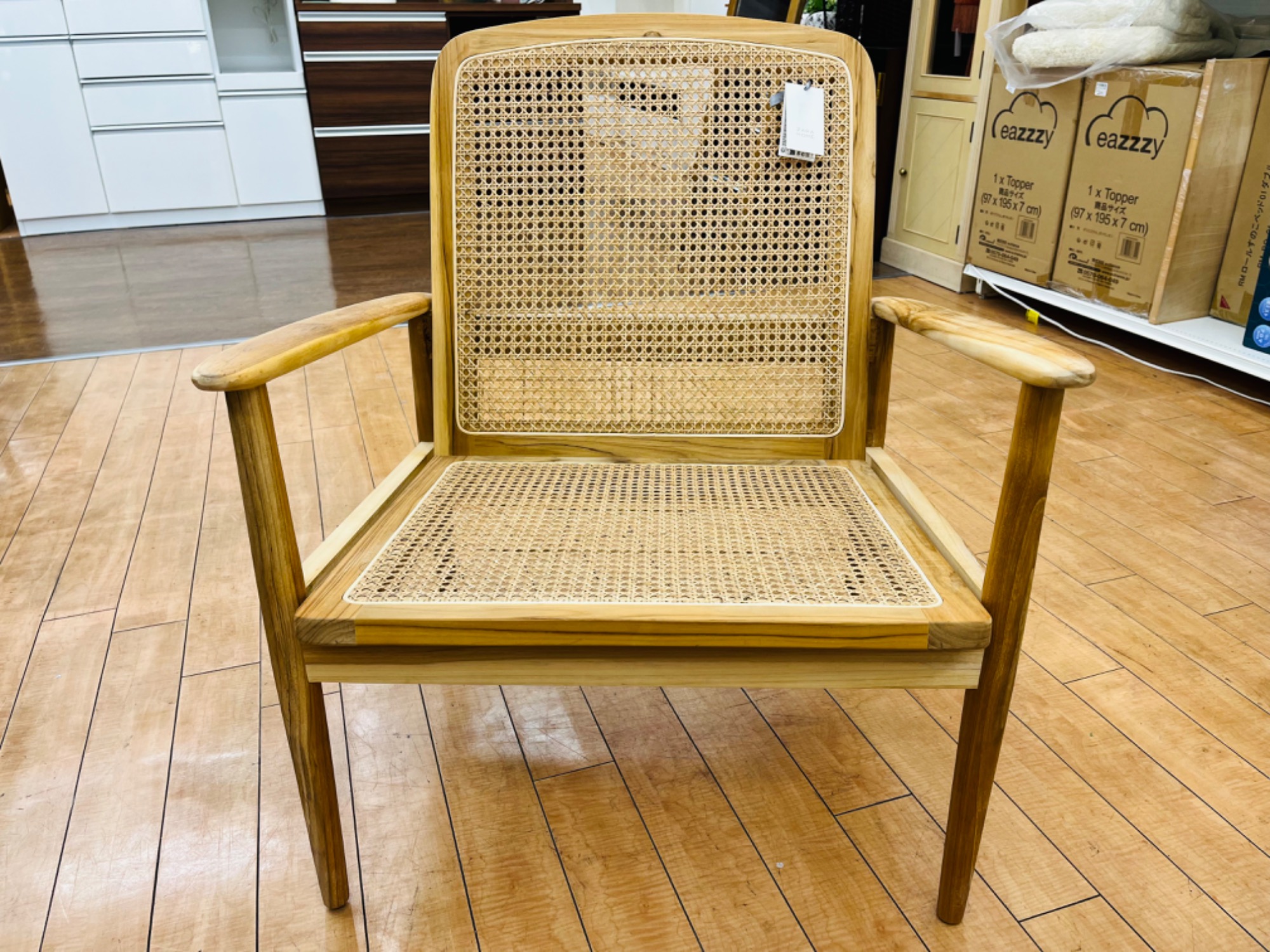 ZARA HOME チーク＆ラタン アームチェア タグ付き を買取入荷致しまし