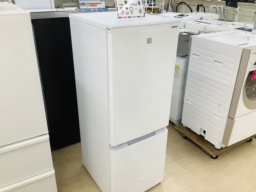 SHARP / シャープ】2021年製の2ドア冷蔵庫《SJ-18E8-KW》のご紹介です