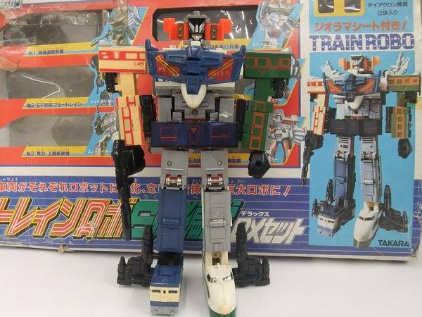 激レア!! トランスフォーマー トレインロボ 6体編成 DXセット入荷しま