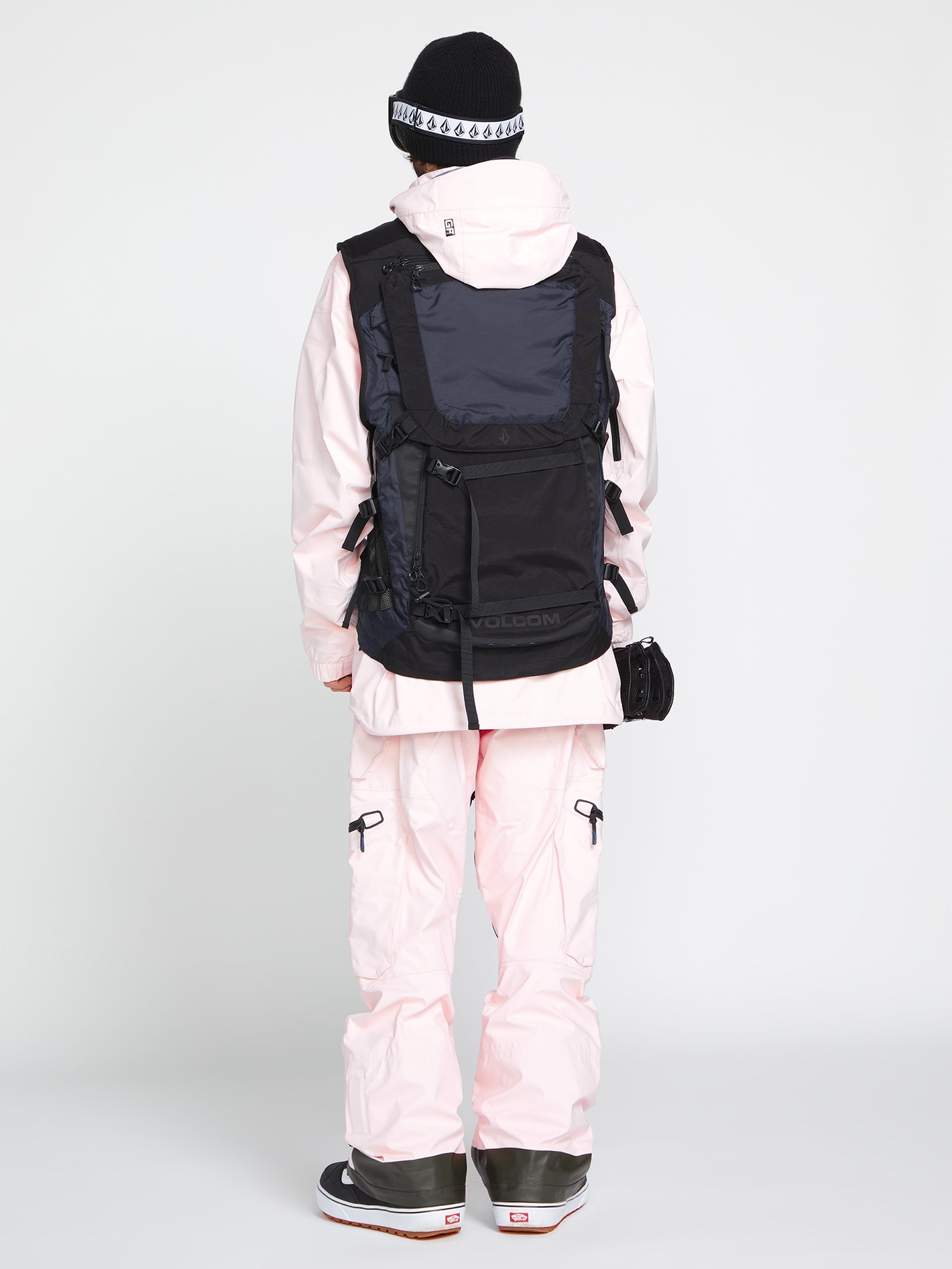 Iguchi Slack Vest - New Black | Volcom Europe