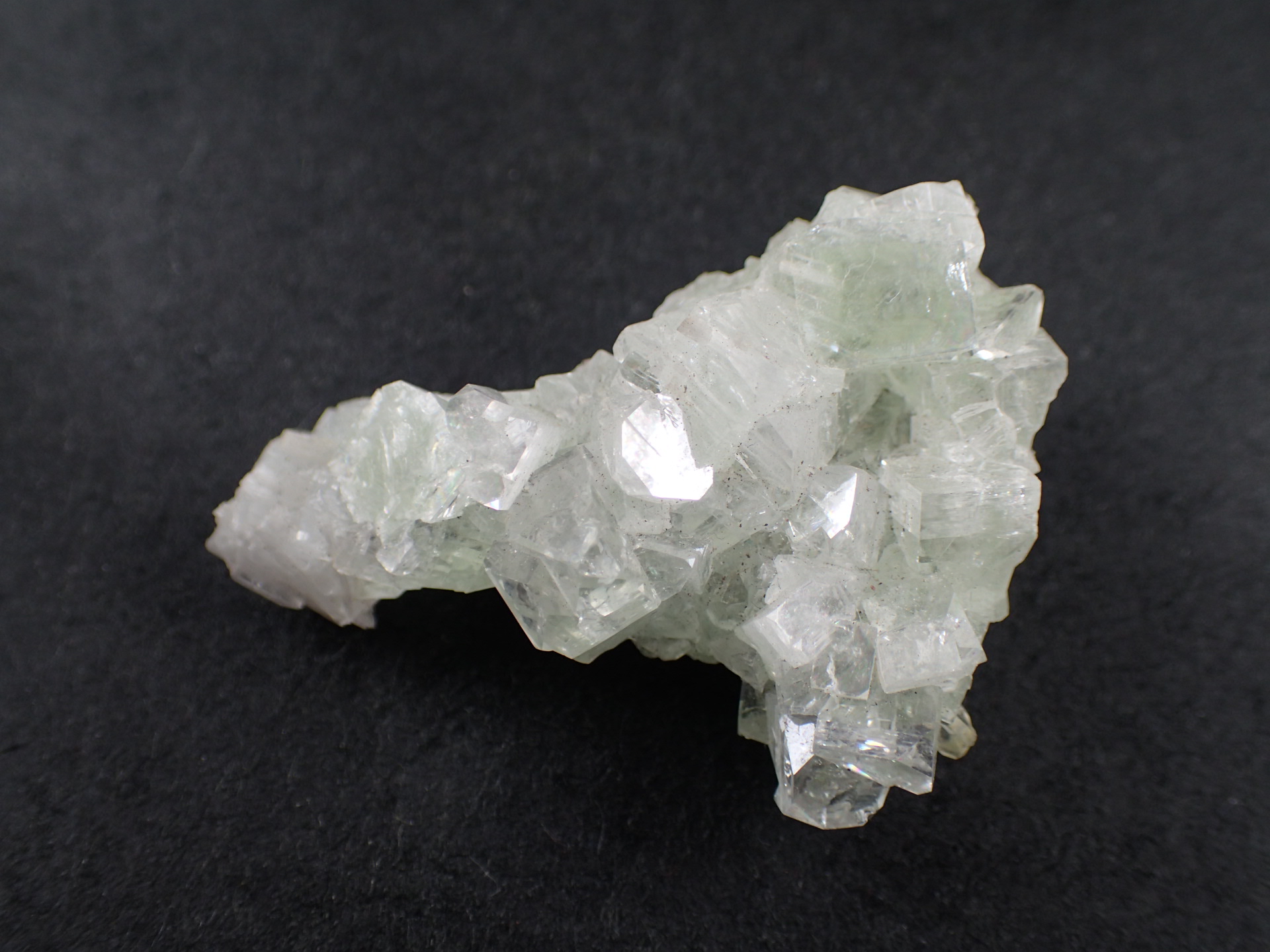 魚眼石（アポフィライト） ｜石の販売専門店【vec stone club】