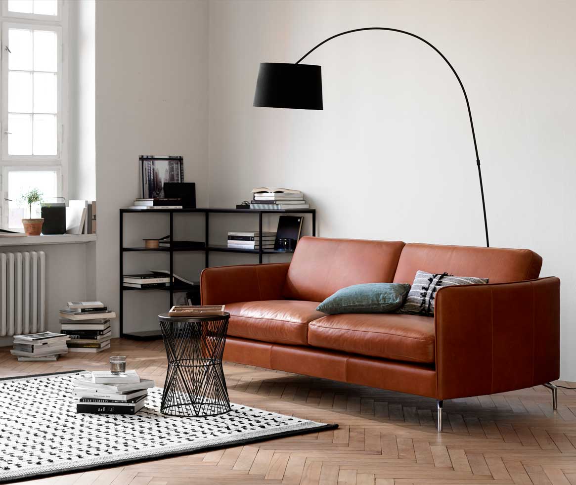 BoConcept Kuta Floor Lamp, Black | Vepsäläinen
