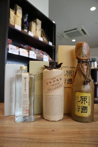 黒木本店 飲み比べセット 【百年の孤独・たちばな原酒・野うさぎの走り