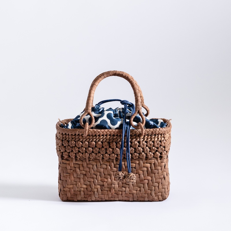 長野県大町市の山葡萄籠工房｜天然山葡萄籠の本格専門店