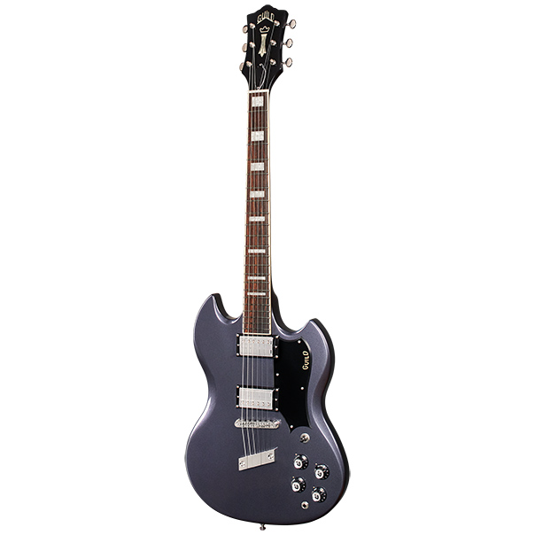 好評のCórdobaエレクトリック ナイロンストリングス ギターとGuild