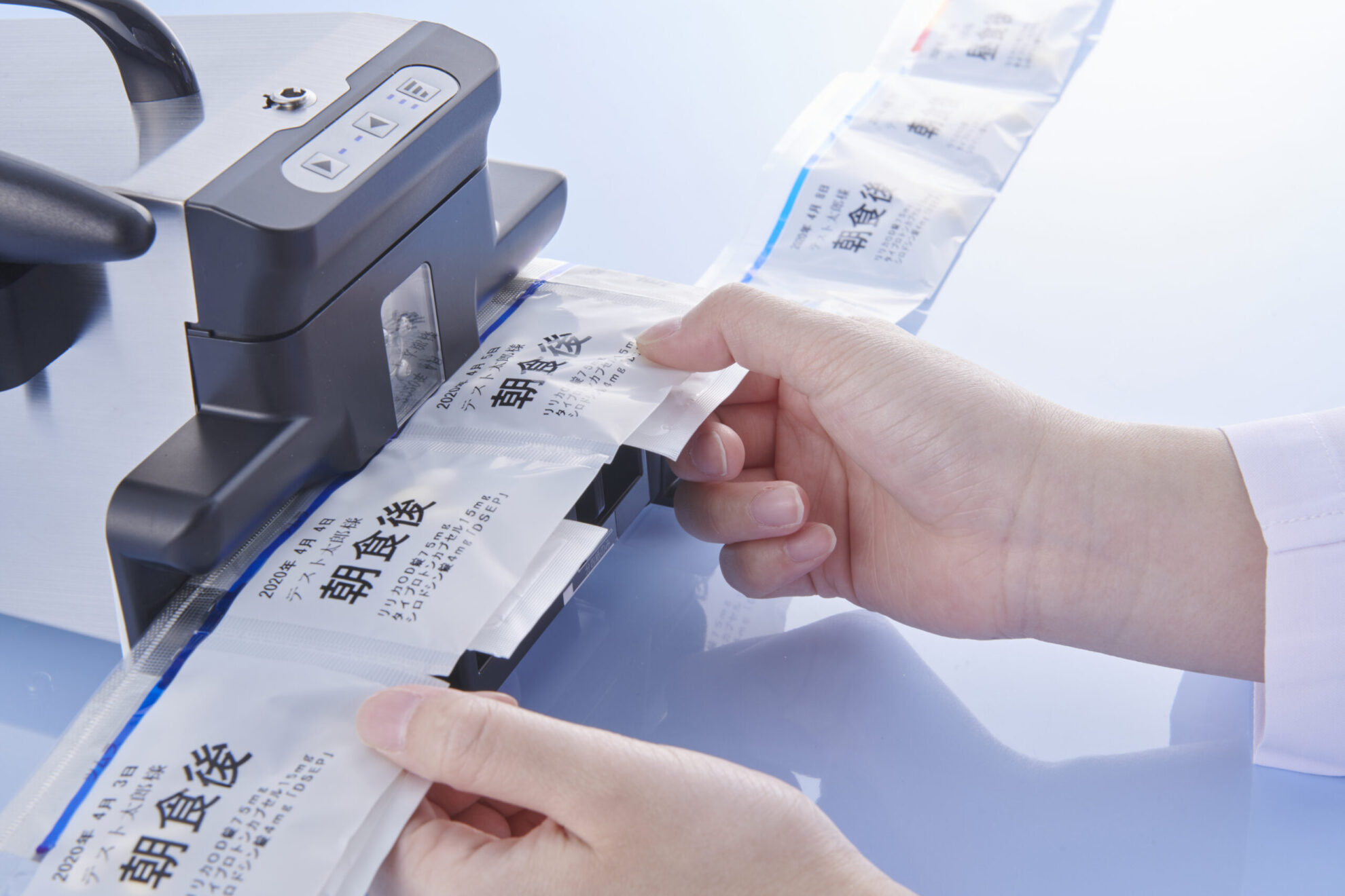 薬包綴じ機クリンプル - YUYAMA : YUYAMA