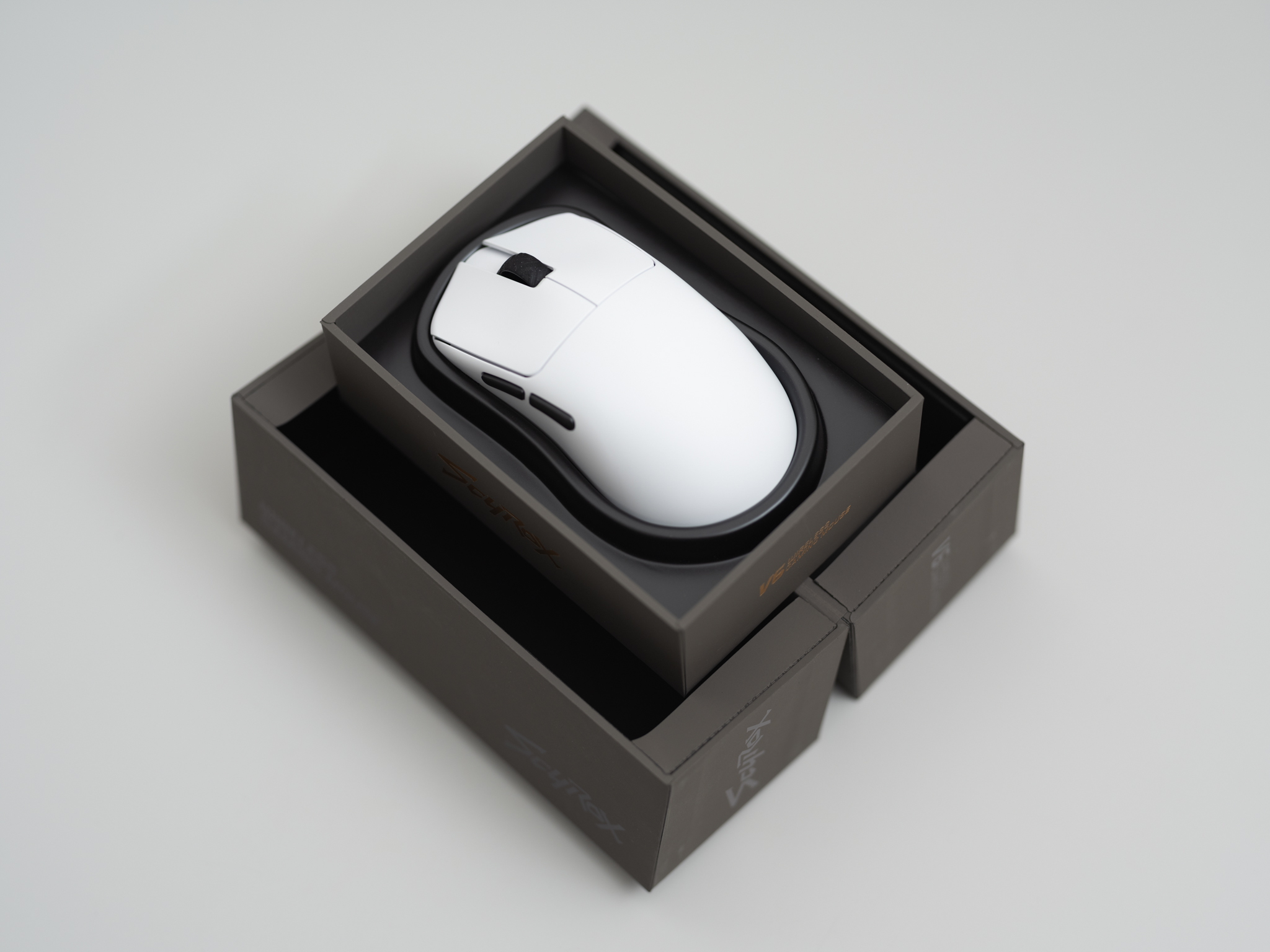 Scyrox V6 レビュー：超軽量40gで8Kポーリングレート対応、11,800円で