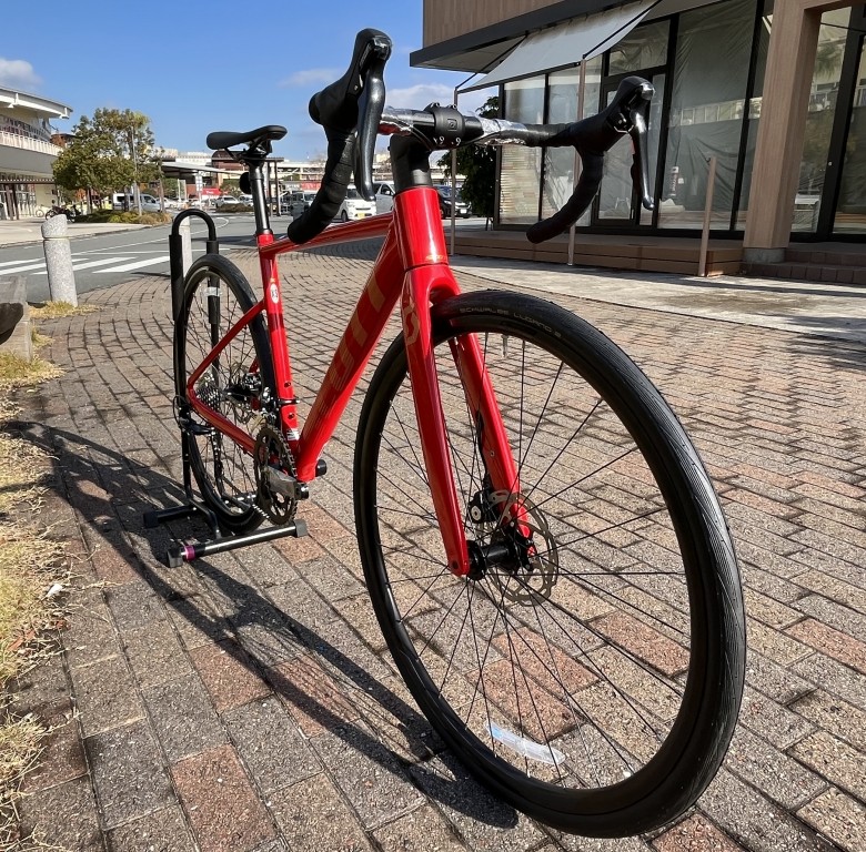 SCOTT】SPEEDSTER 30 真っ赤な車体のエンデュランスロード！ | Y's