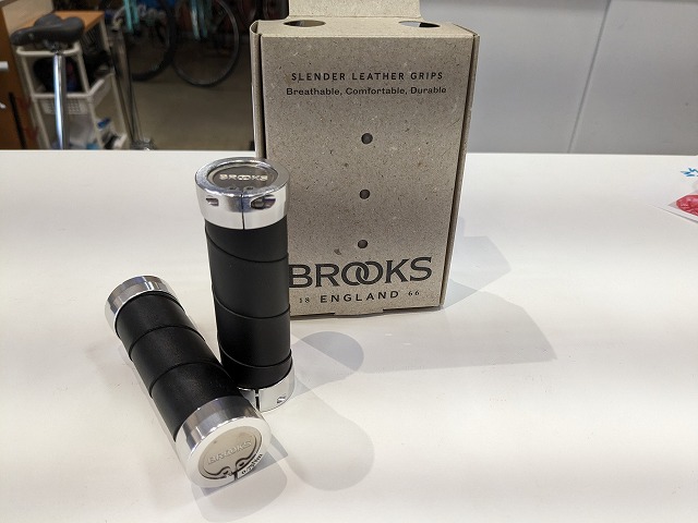 BROMPTON】今日の作業はグリップ交換 | Y's Road 松山店エミフルMASAKI