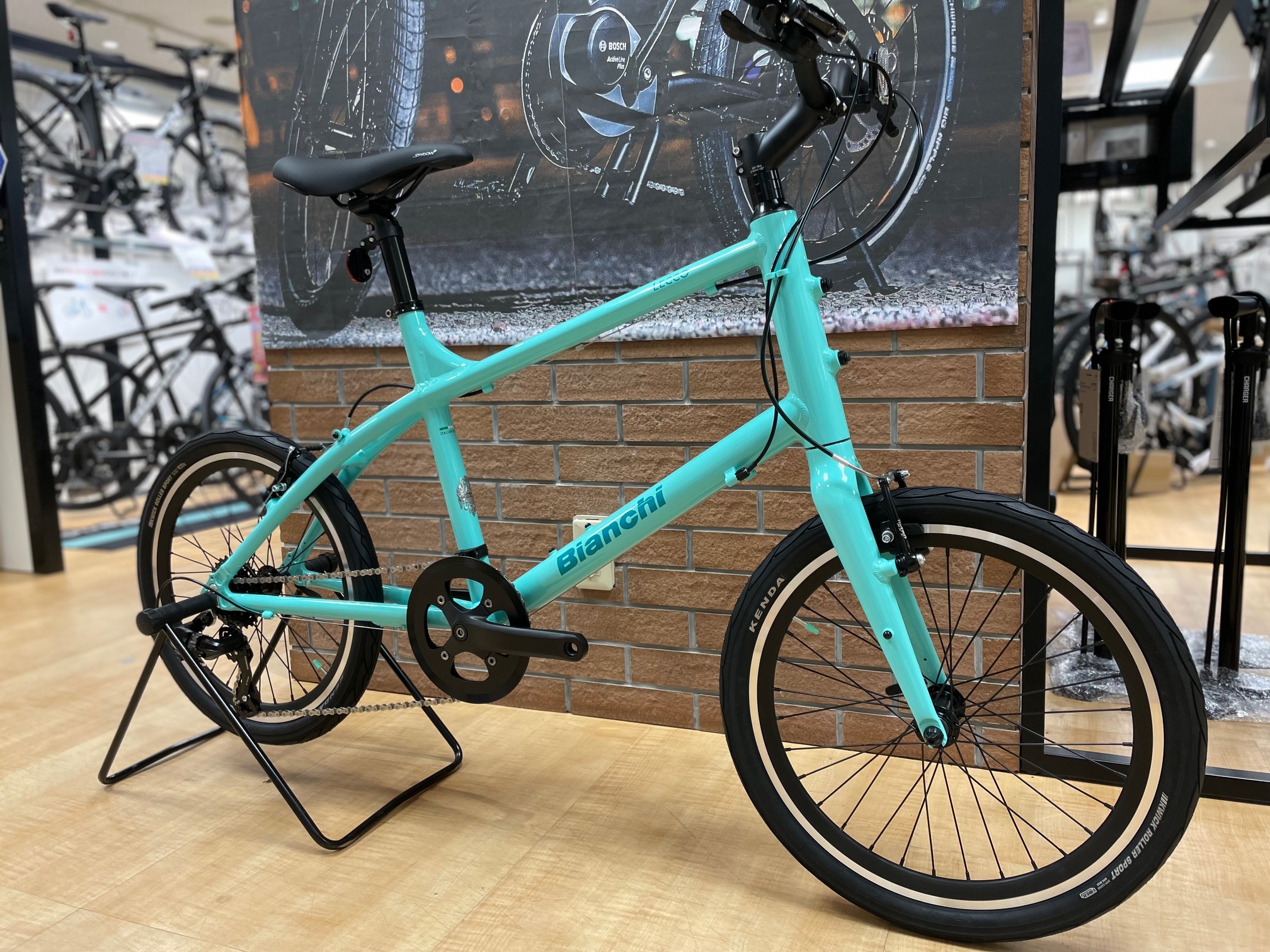 23年モデル！小回りがきいて街乗りに使いやすいBIANCHI定番のミニベロ