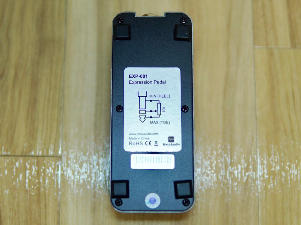 HX Stompに最適！コンパクトサイズのエクスプレッションペダル