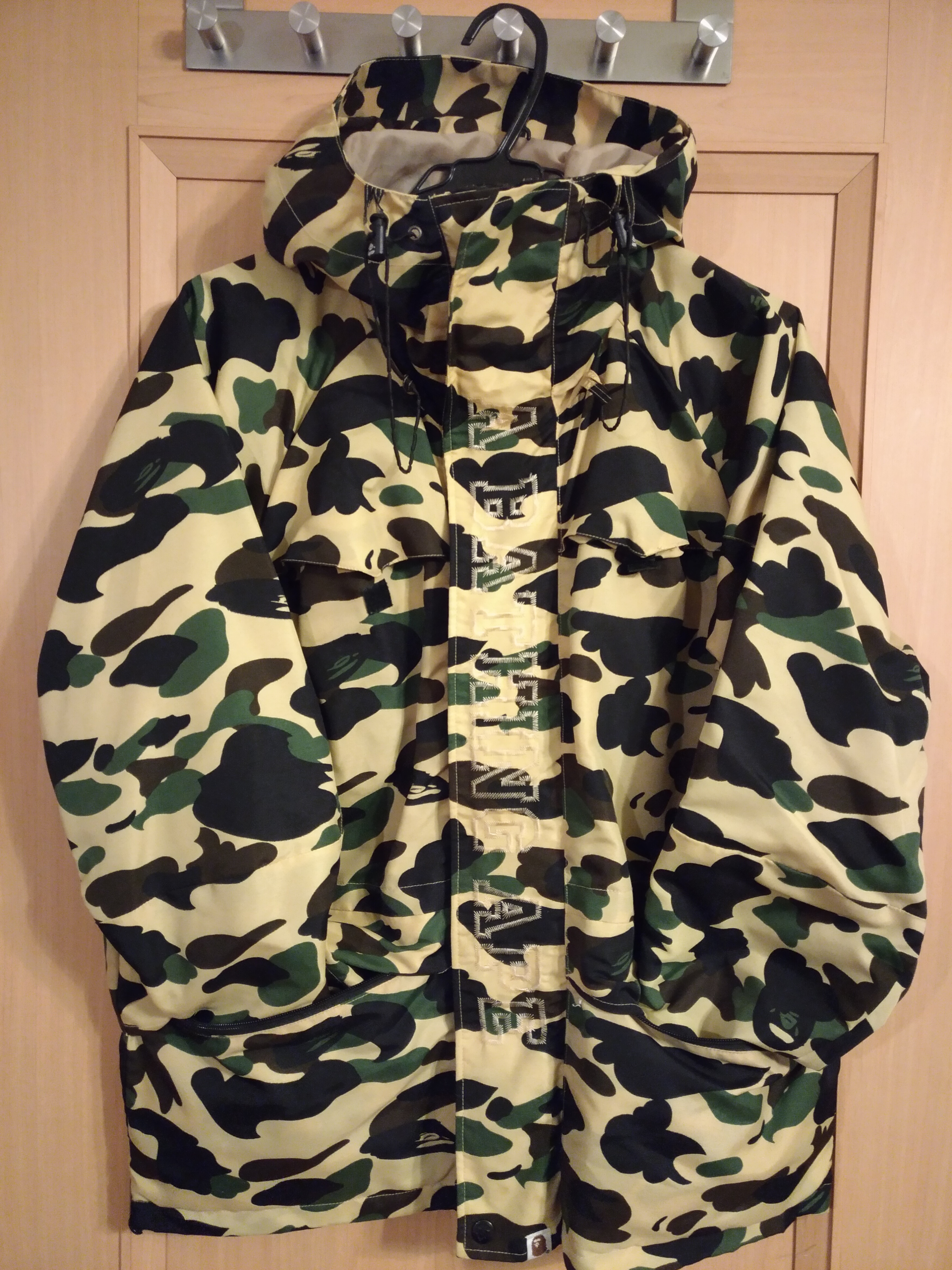 BAPEスノボジャケット】ア ベイシング エイプ 1stカモ スノーボート