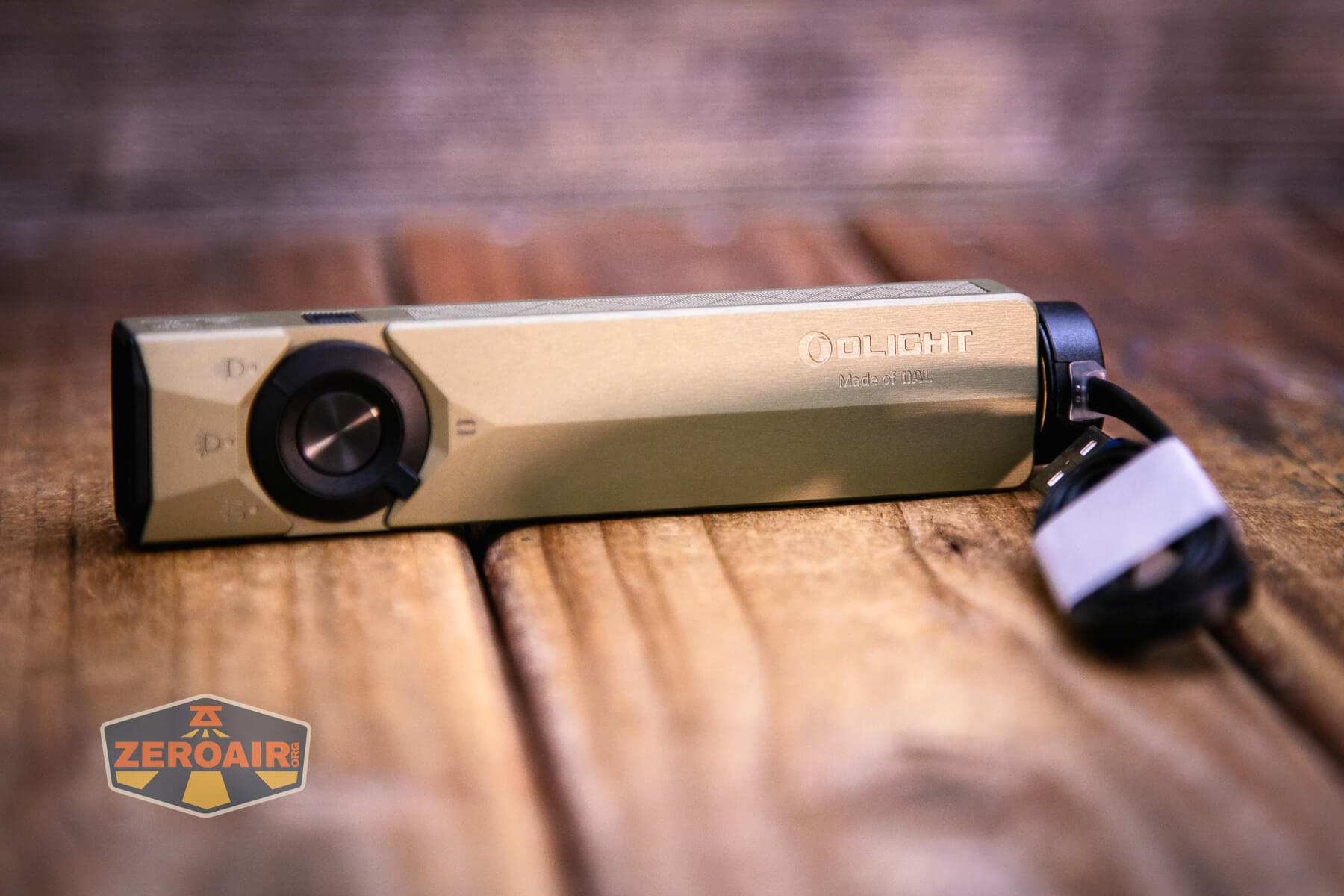 Olight ArkPro Ultra EDC Flashlight Review - ZeroAir Reviews