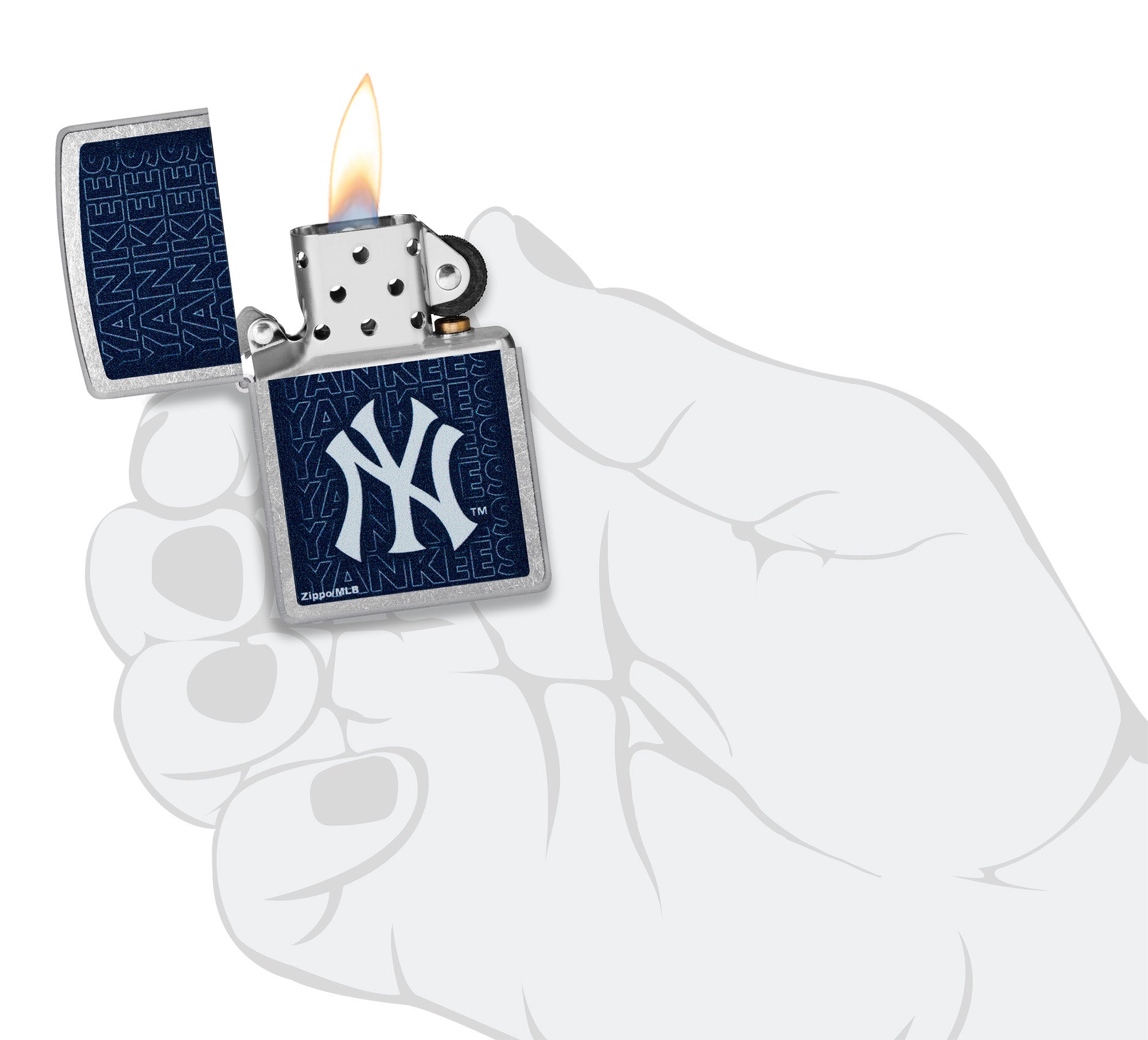 Zippo MLB® New York Yankees™ Logo Design Street Chrome Windproof