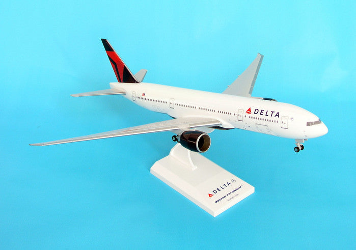 Skymarks SKR374 Delta Airlines 777-200 1/200 Scale Plane with
