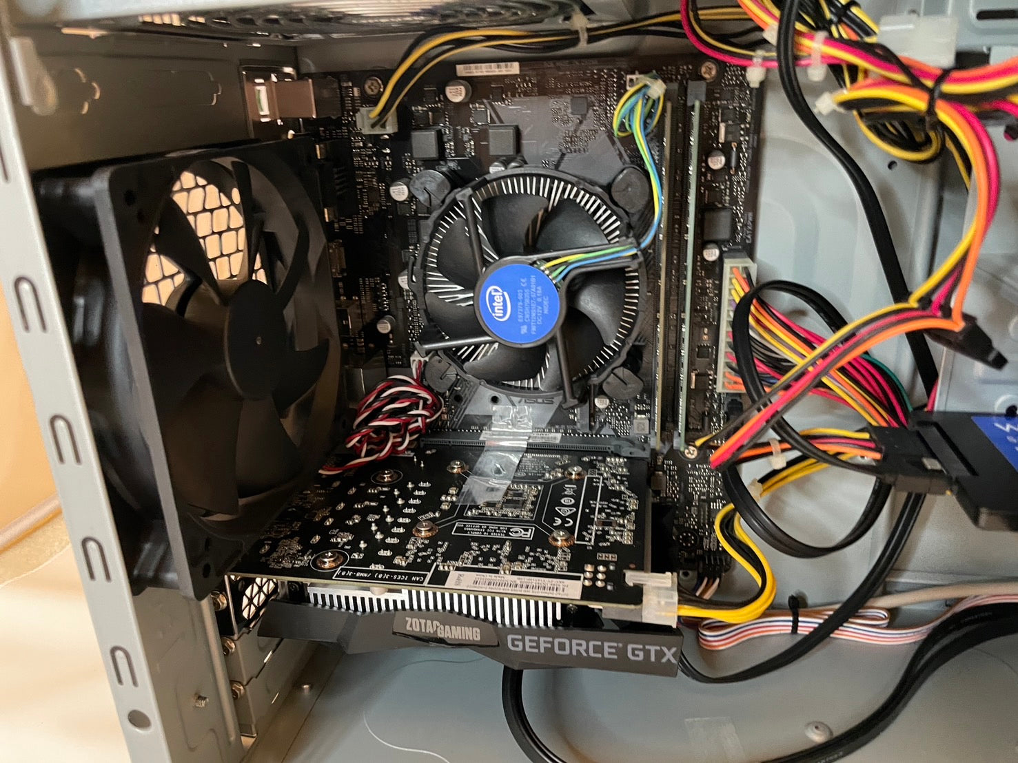 ノーブランド Core i5-8400×GTX 1650 SUPER【Cランク】| 中古