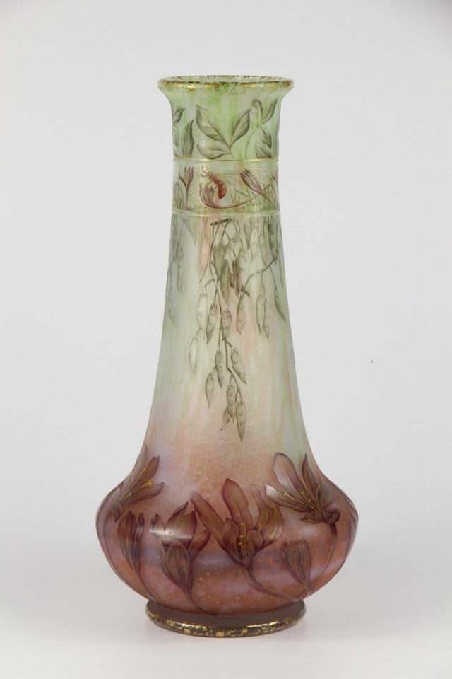 ドームナンシー（ドーム兄弟）百合（ユリ）の花が描かれた金彩の花瓶