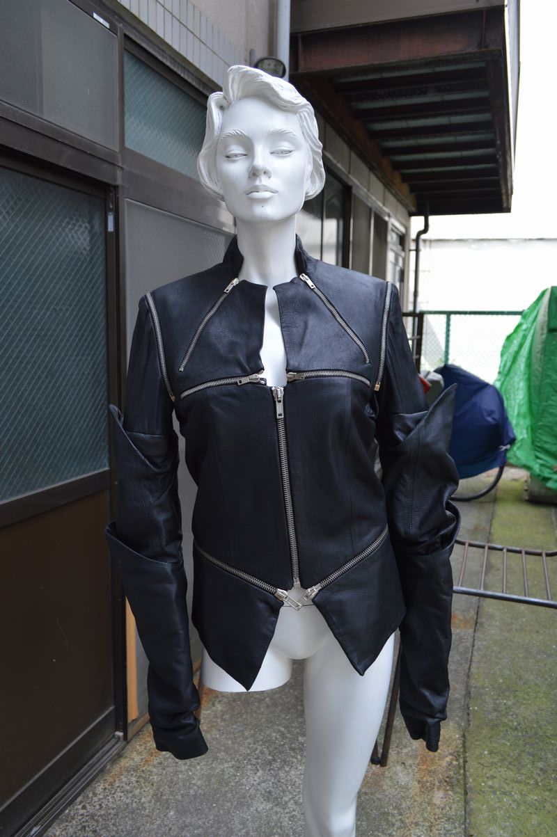 USED】GARETH PUGH(ガレスピュー)ジッパーデザインレザージャケット