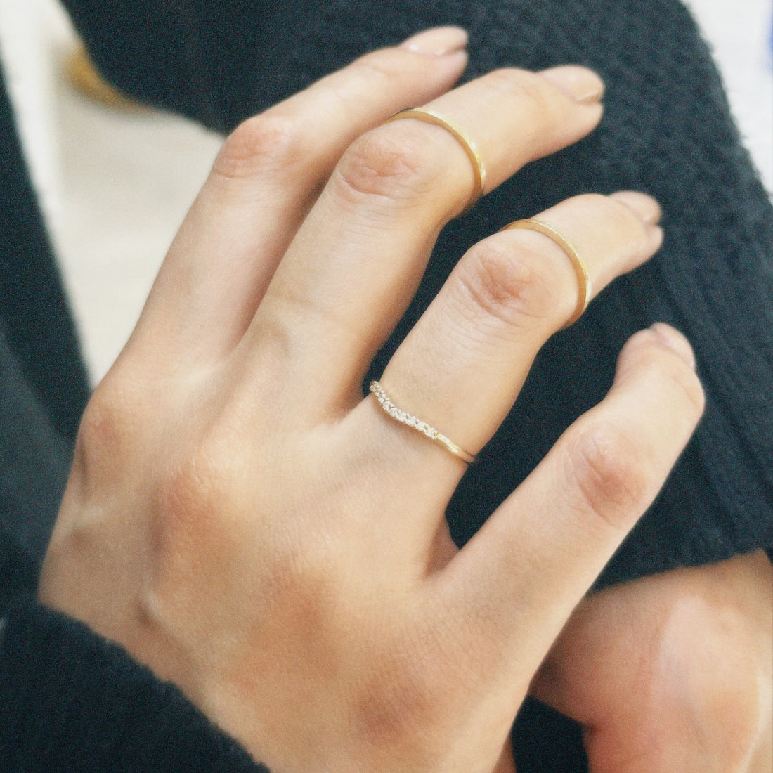 K10 ダイヤモンド V字 デザイン リング – anybelle